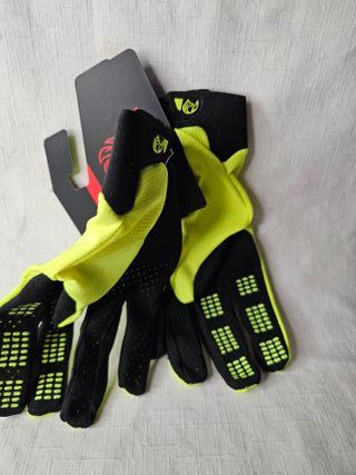 Guantes A FIRE FOX Amarillo y Negro
