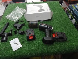 Aspiratore portatile con doppia batteria