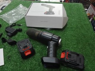 Aspiratore portatile con doppia batteria