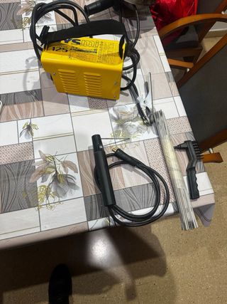 Soldadora Inverter GYS 125A