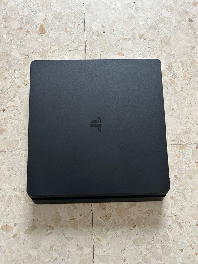 PS4 (PlayStation 4) Negra 500GB