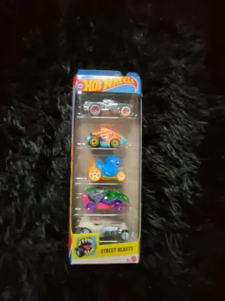 Hot Wheels 5 autos Street Beasts y Fast Furious