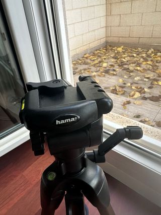 Trípode Hama para cámara