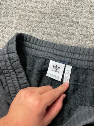 ¡¡OFERTA!! Talla XL Pantalón Adidas Gris