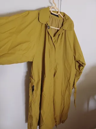 Gabardina Zara Basic Outerwear Talla S