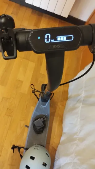 Patinete Eléctrico Segway Plegable + Casco