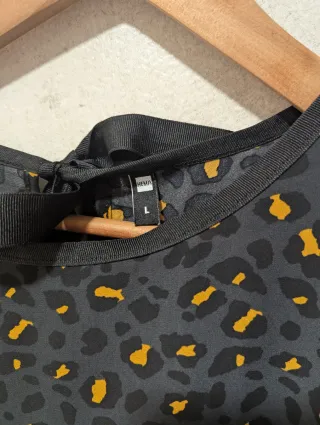 Blusa Estampada Leopardo Talla L