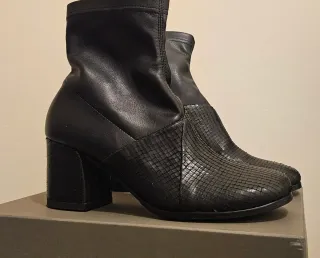 Tronchetti IXOS neri gambale elasticizzato