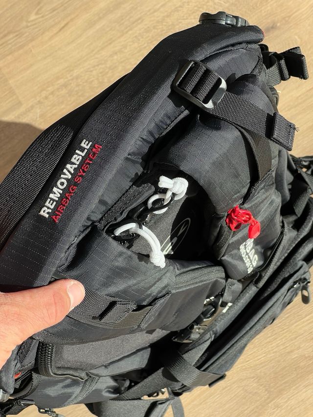 Mochila Dakine Poacher Ras 26L NUEVA