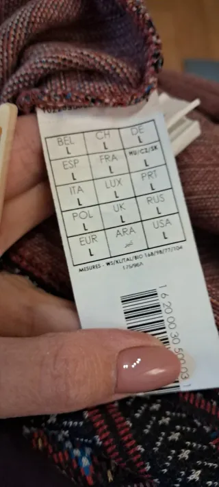 Abito fantasia geometrica