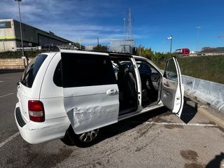 KIA Carnival 2.9 CRDI LX 2005