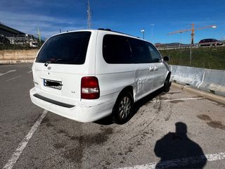 KIA Carnival 2.9 CRDI LX 2005