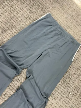 ¡¡OFERTA!! Talla L Pantalón Adidas Ancho Gris