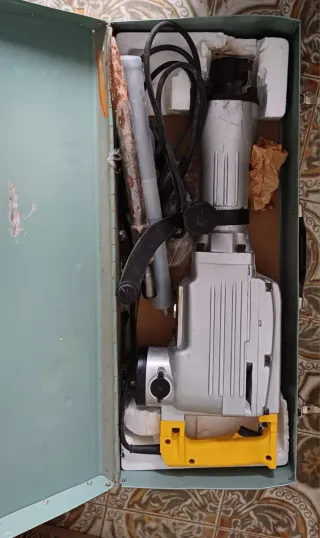 Martillo Demoledor Eléctrico