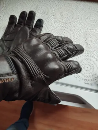 Lote motero en buen estado.