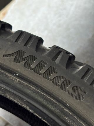 Neumático Mitas ENDURO TRAIL+ 90/90-21