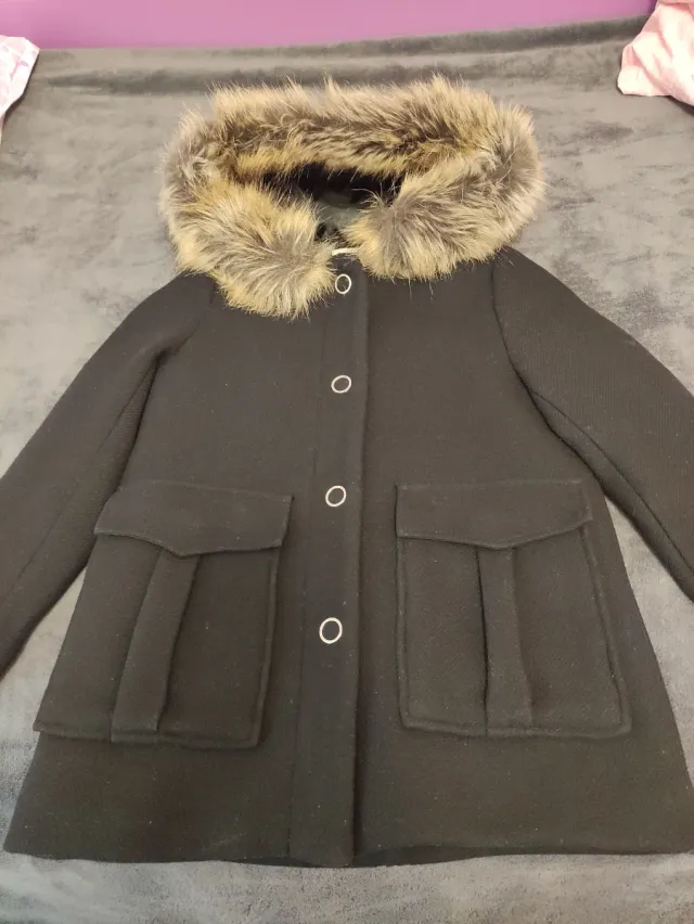 Abrigo Zara niña 8 años negro