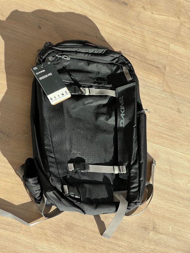 Mochila Dakine Mission Pro 25L NUEVA