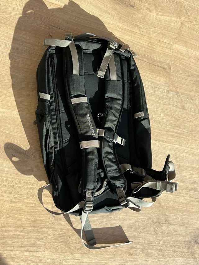 Mochila Dakine Mission Pro 25L NUEVA