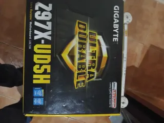 Placa Base Gigabyte GA-Z97X-UD5H LGA1150