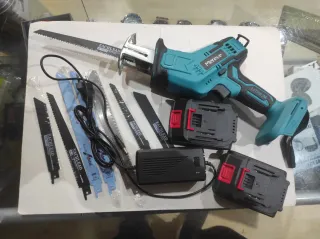 Sierra de sable + 2 baterías+maletin