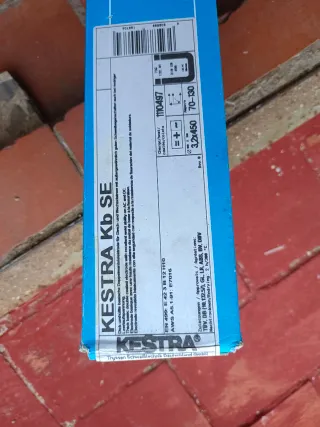 Soldador Lincoln Electric V140-S + Máscara+electod