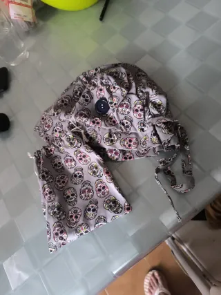 Gorro quirófano nuevo calaveras