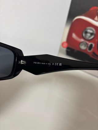 Occhiali da sole Prada neri