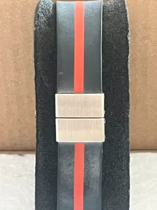 Reloj Lotus Negro y Dorado