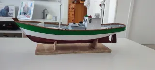 Maqueta barco pesca
