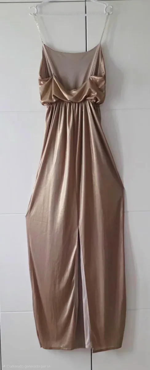 Vestido largo dorado brillante