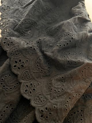 Top Mango Negro Bordado