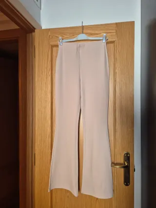 Pantalón palazzo beige