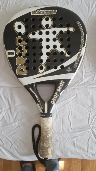 2 Raquetas de pádel Drop Shot y Akkeron