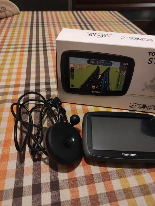 GPS TomTom Start 40 4.3 Mapas de por vida