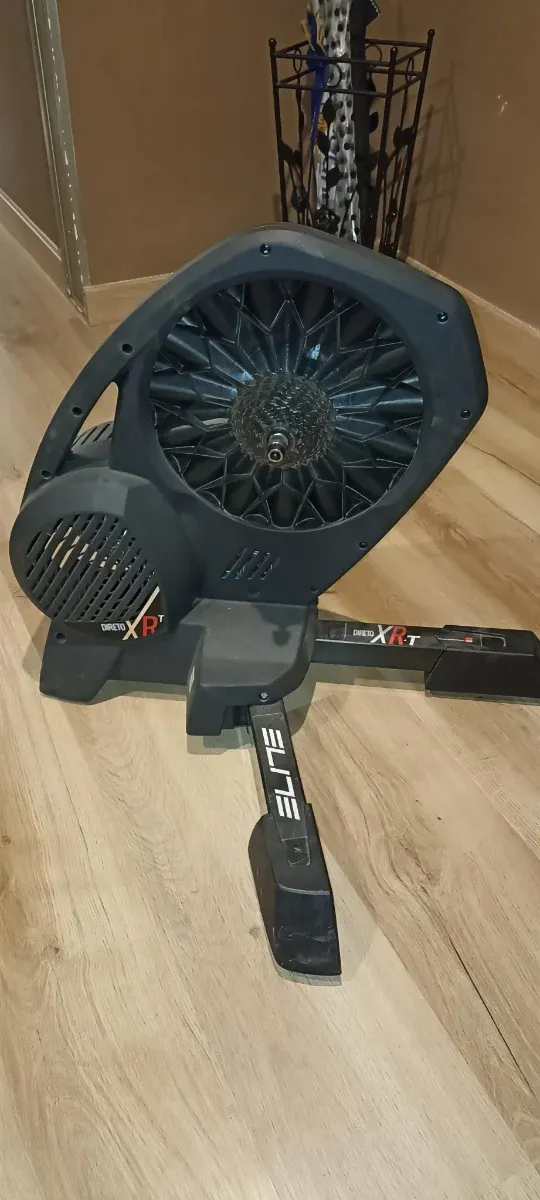 Rodillo Elite XR-T 2100w  Directo con piñonera