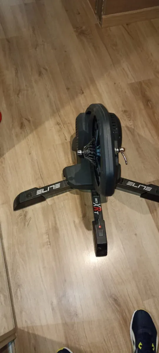 Rodillo Elite XR-T 2100w  Directo con piñonera