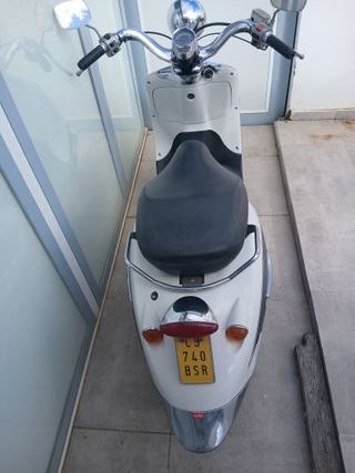 Aprilia Habana 50cc Custom Blanca