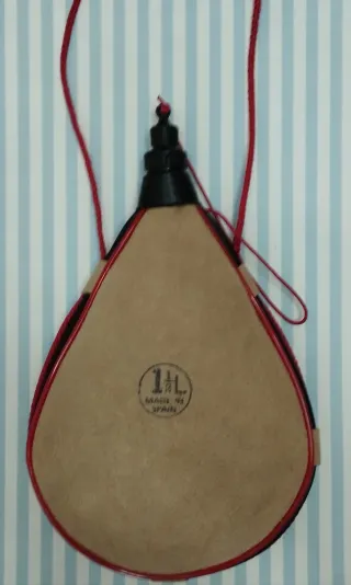 OFERTA: BOTA DE VINO ESPAÑA 1L Y MEDIO EN PIEL