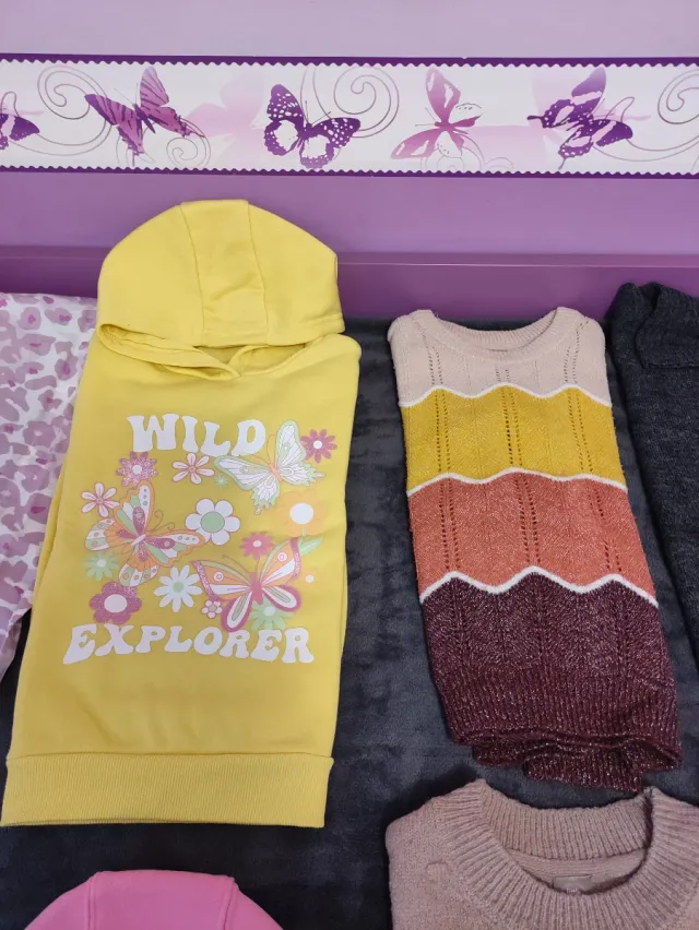 Lote 7 jerseys y 1 chándal niña 6-7 años