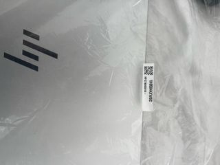 Portátil HP elitebook 645 G11 AMD 5 blanco y negro