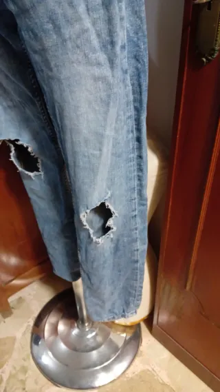 Jeans uomo strappati blu