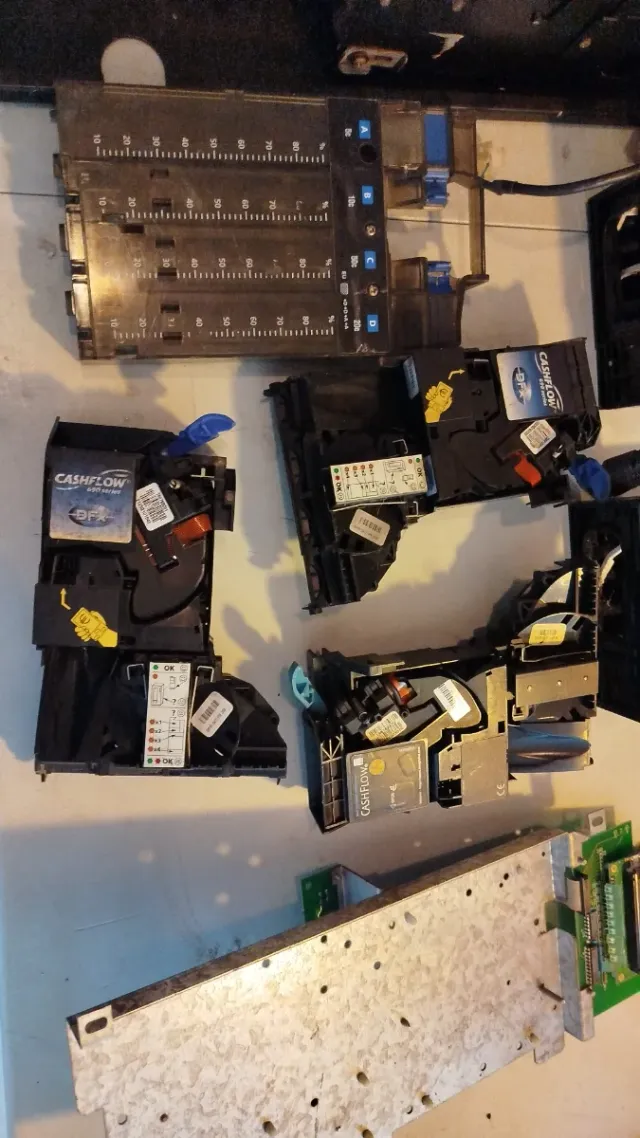 Repuestos Monederos Máquinas Expendedoras