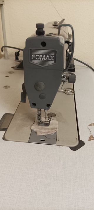 Máquina de coser industrial FOMAX