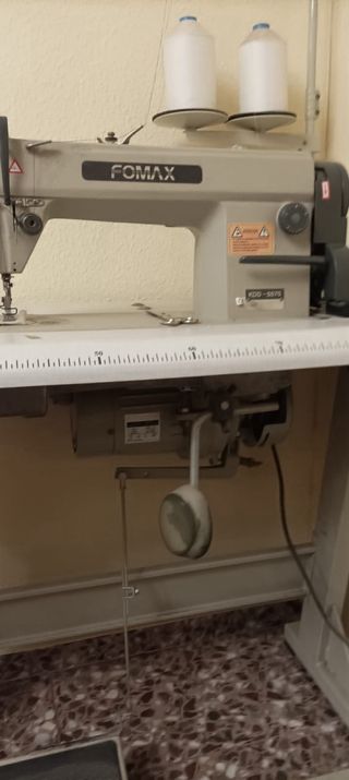 Máquina de coser industrial FOMAX
