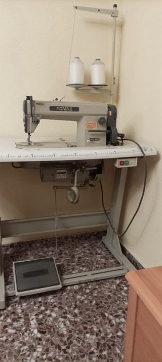 Máquina de coser industrial FOMAX