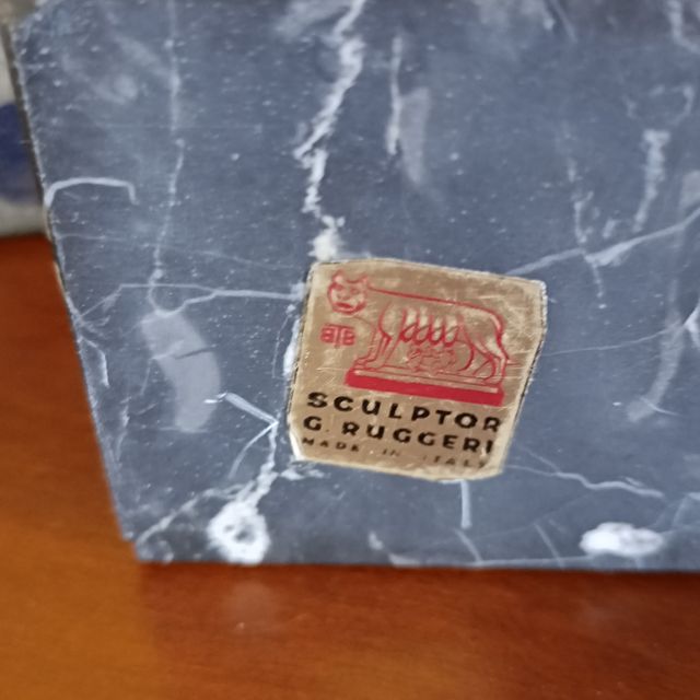 5 replicas de esculturas clásicas. 15€ cada una