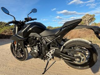 Suzuki GSX 8S 2024 4800 kms