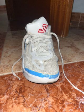 zapatillas de baloncesto Jordan