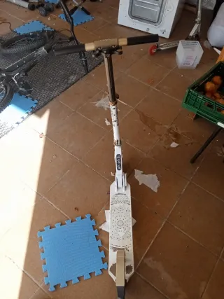 Patinete Oxelo blanco